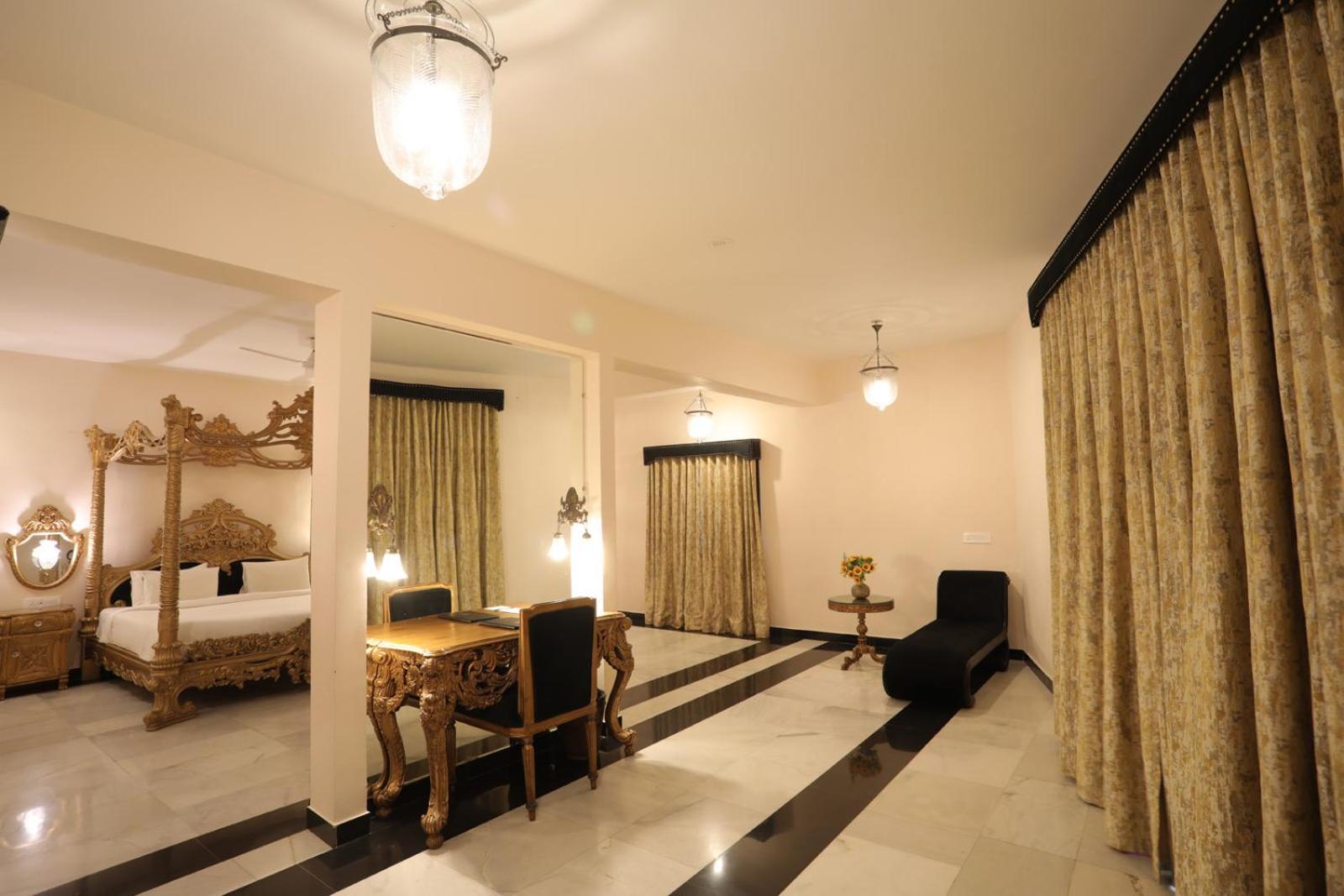 The Royal Retreat Resort & Spa Udaipur Bagian luar foto