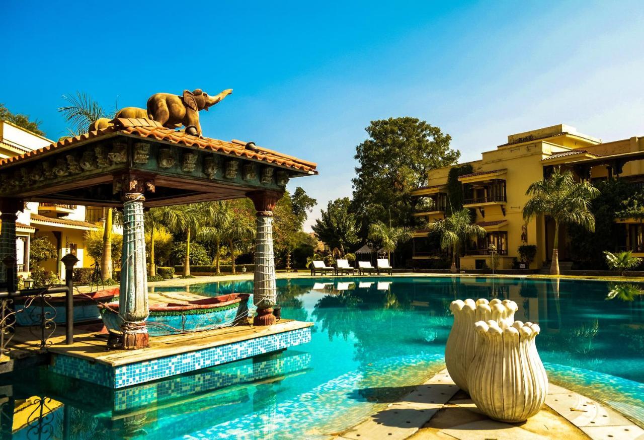 The Royal Retreat Resort & Spa Udaipur Bagian luar foto