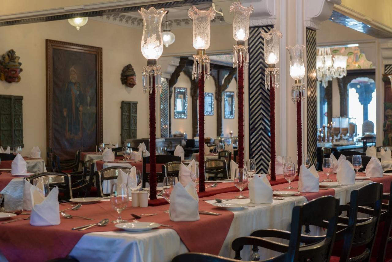 The Royal Retreat Resort & Spa Udaipur Bagian luar foto
